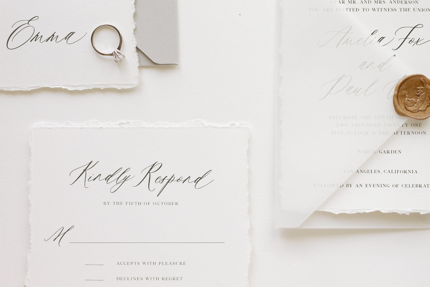 Saint Viet | Calligraphy Font